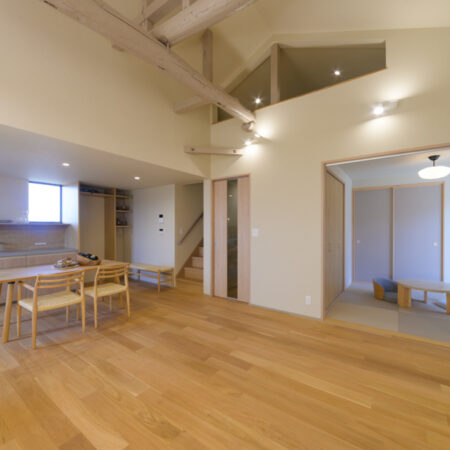 ロフトのある平屋の家